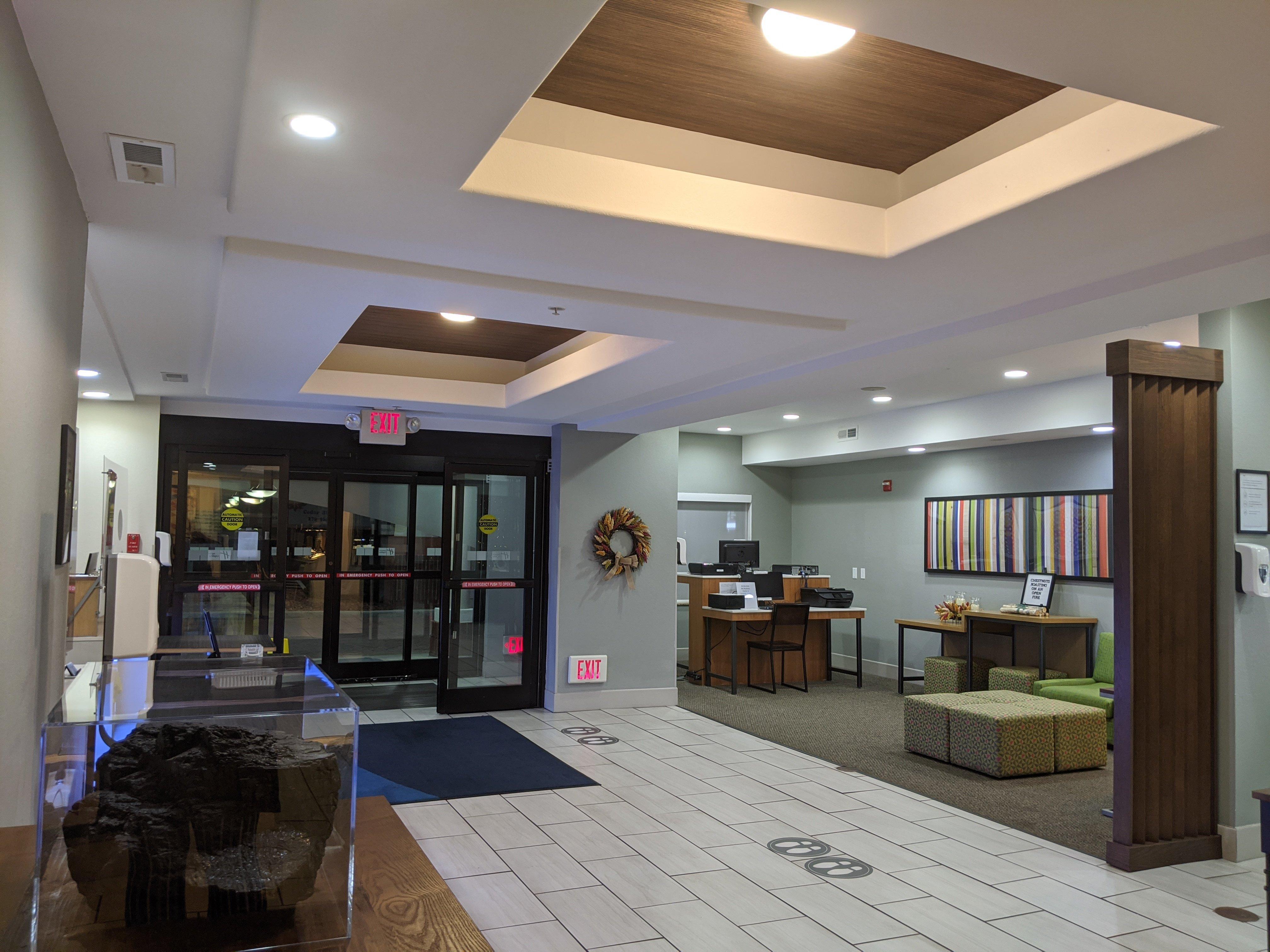 Holiday Inn Express Hotel & Suites Claypool Hill -Richlands Area By Ihg Pounding Mill Экстерьер фото