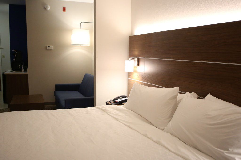 Holiday Inn Express Hotel & Suites Claypool Hill -Richlands Area By Ihg Pounding Mill Экстерьер фото