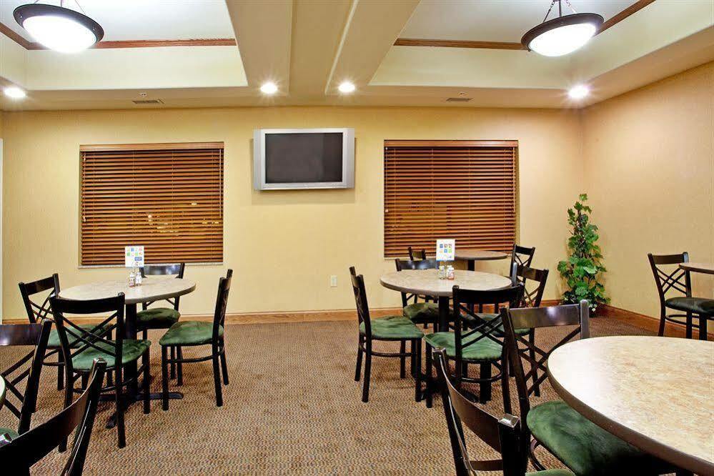 Holiday Inn Express Hotel & Suites Claypool Hill -Richlands Area By Ihg Pounding Mill Экстерьер фото