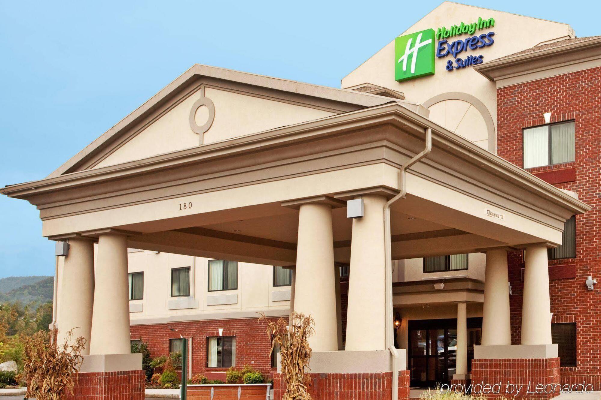Holiday Inn Express Hotel & Suites Claypool Hill -Richlands Area By Ihg Pounding Mill Экстерьер фото